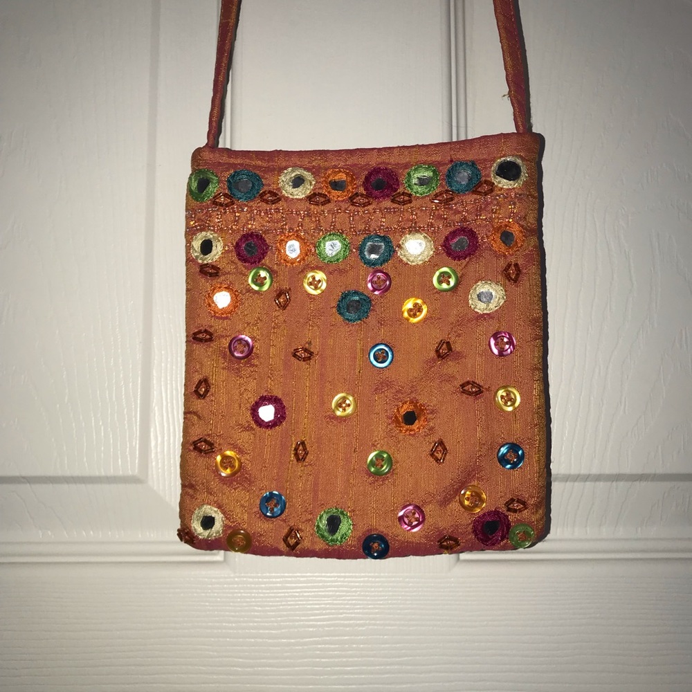 💥EUC! Shimmery Buttons & Mirrored Bag
